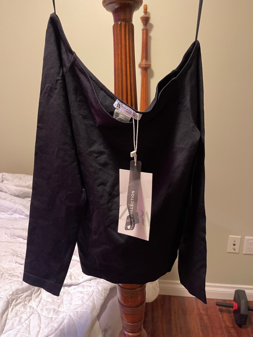 Zara Black Off-shoulder Long sleeve Top
